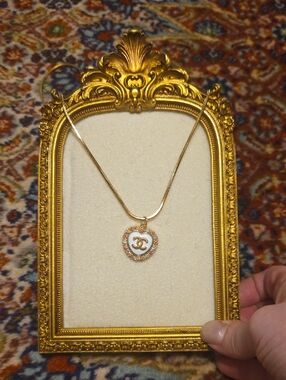 CHANEL Upclcyed Gold Heart Charm Zipper Pull Pendant Necklace